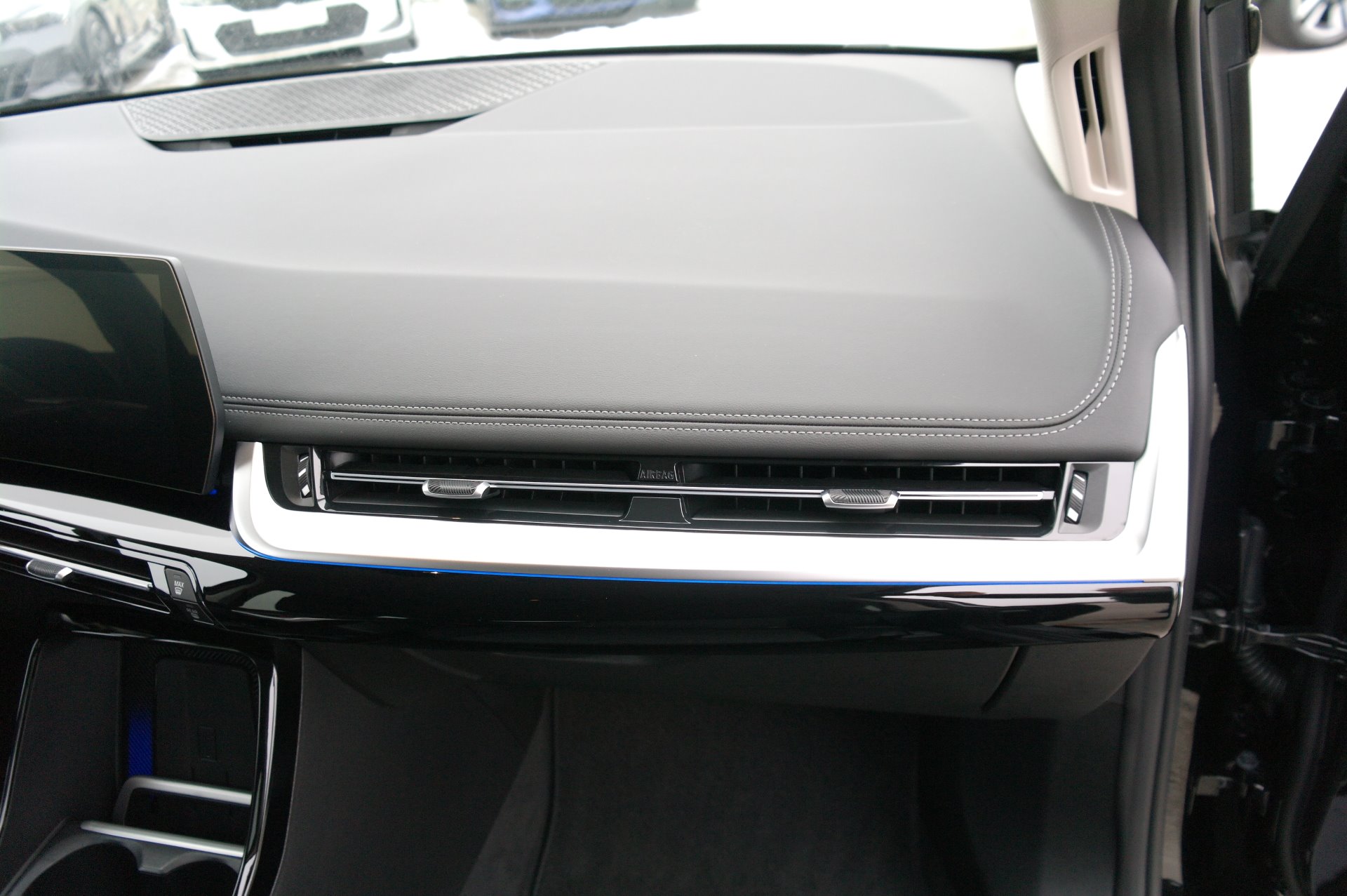 BMW 216i