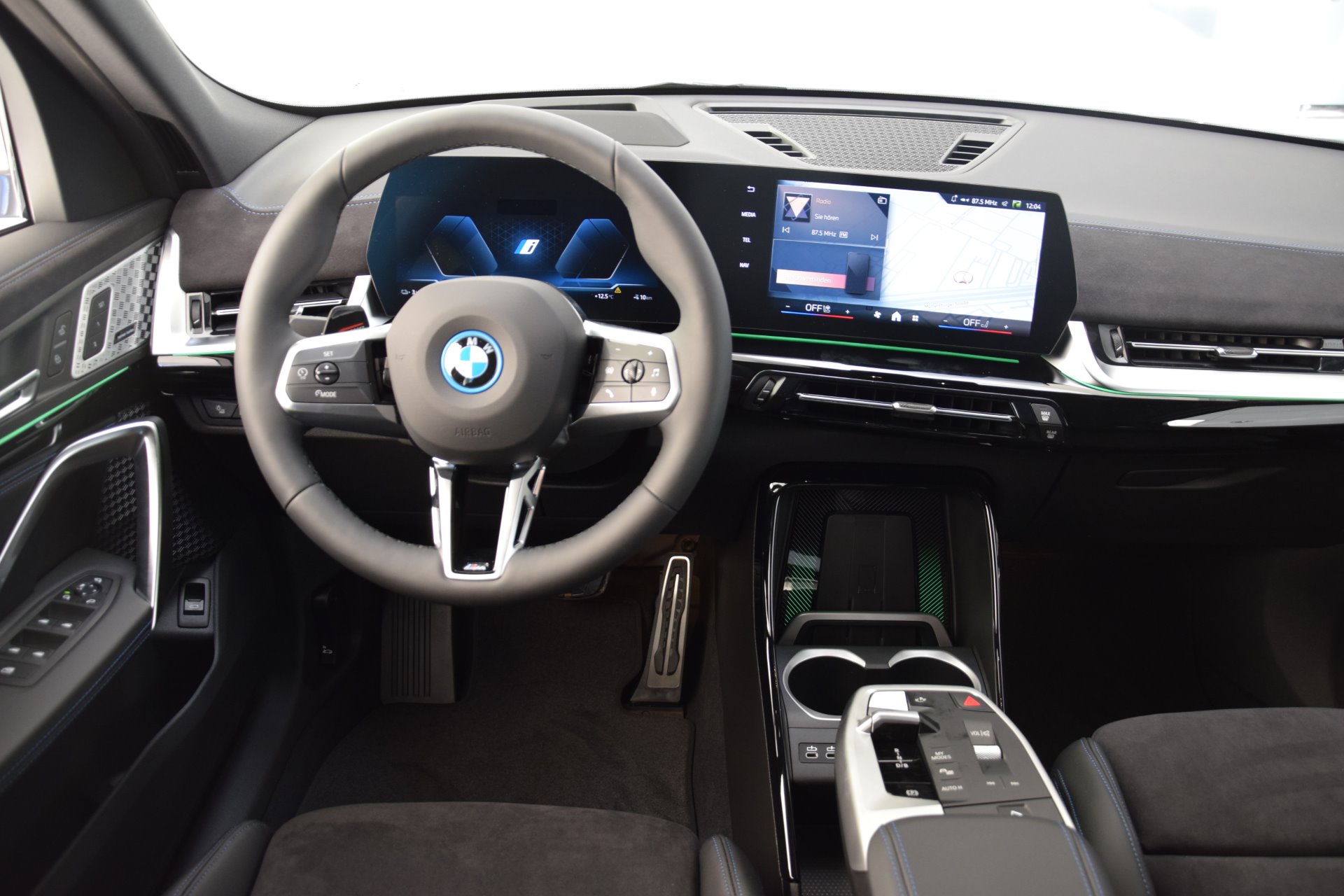 BMW iX2 eDrive20