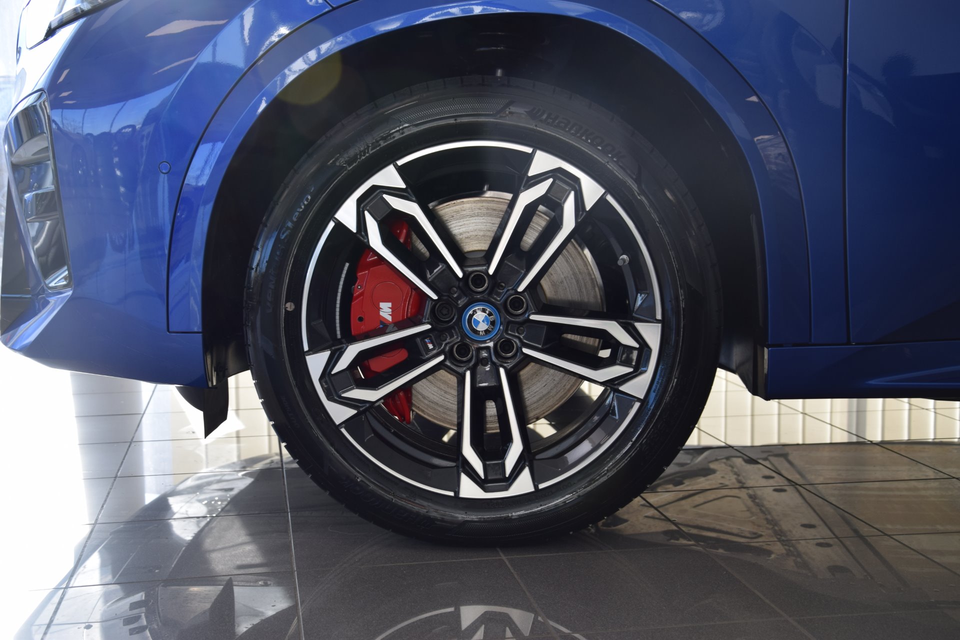 BMW iX2 eDrive20
