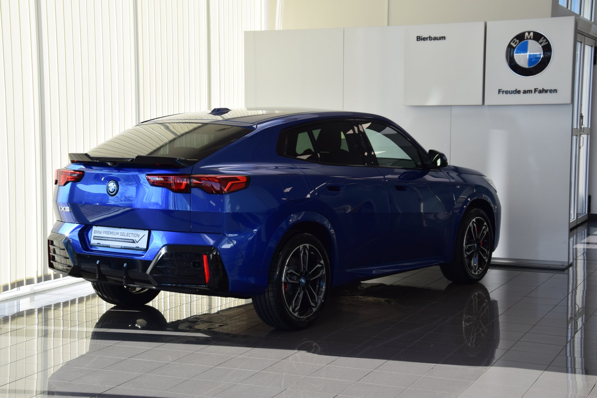 BMW iX2 eDrive20