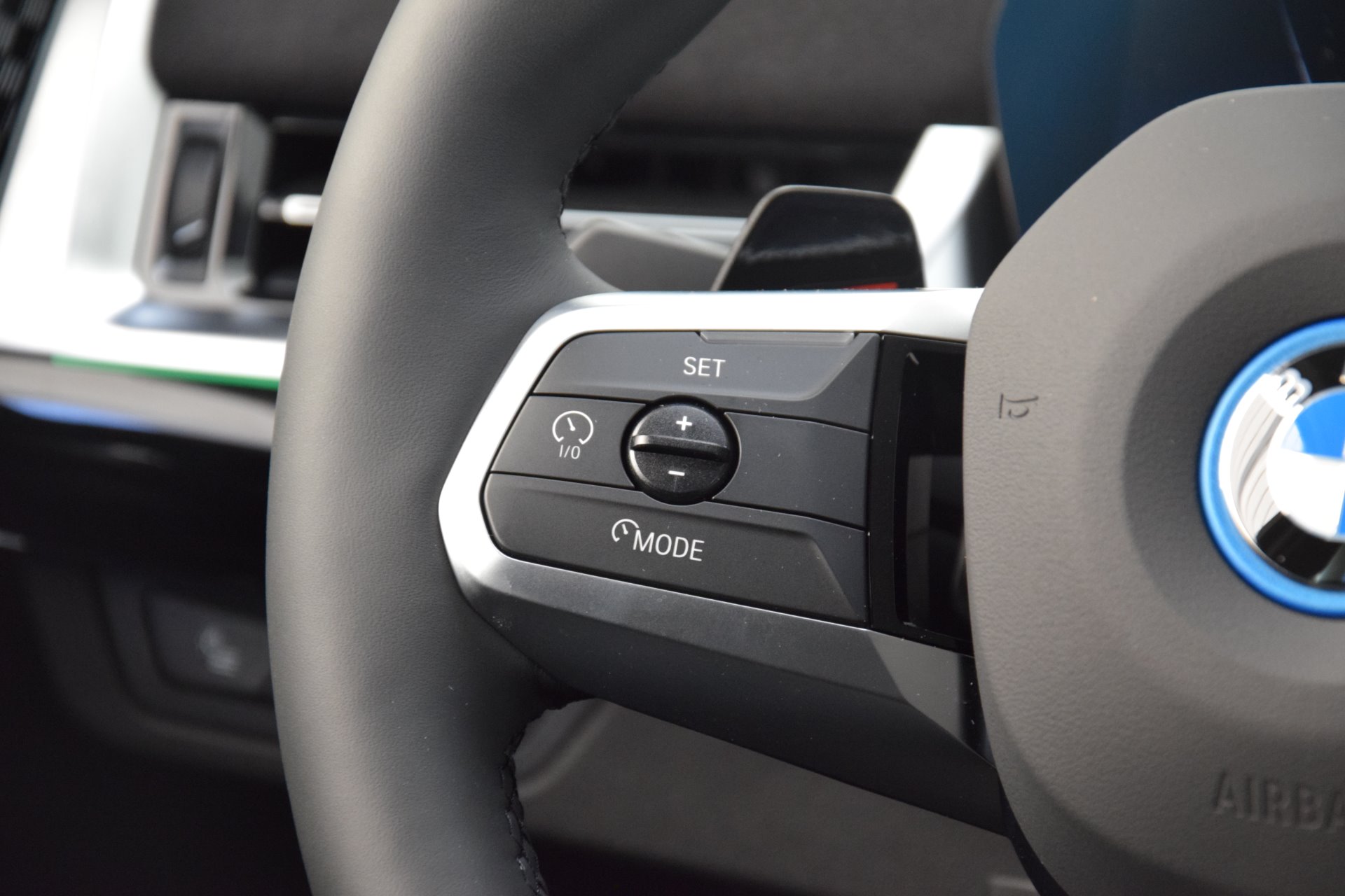 BMW iX2 eDrive20
