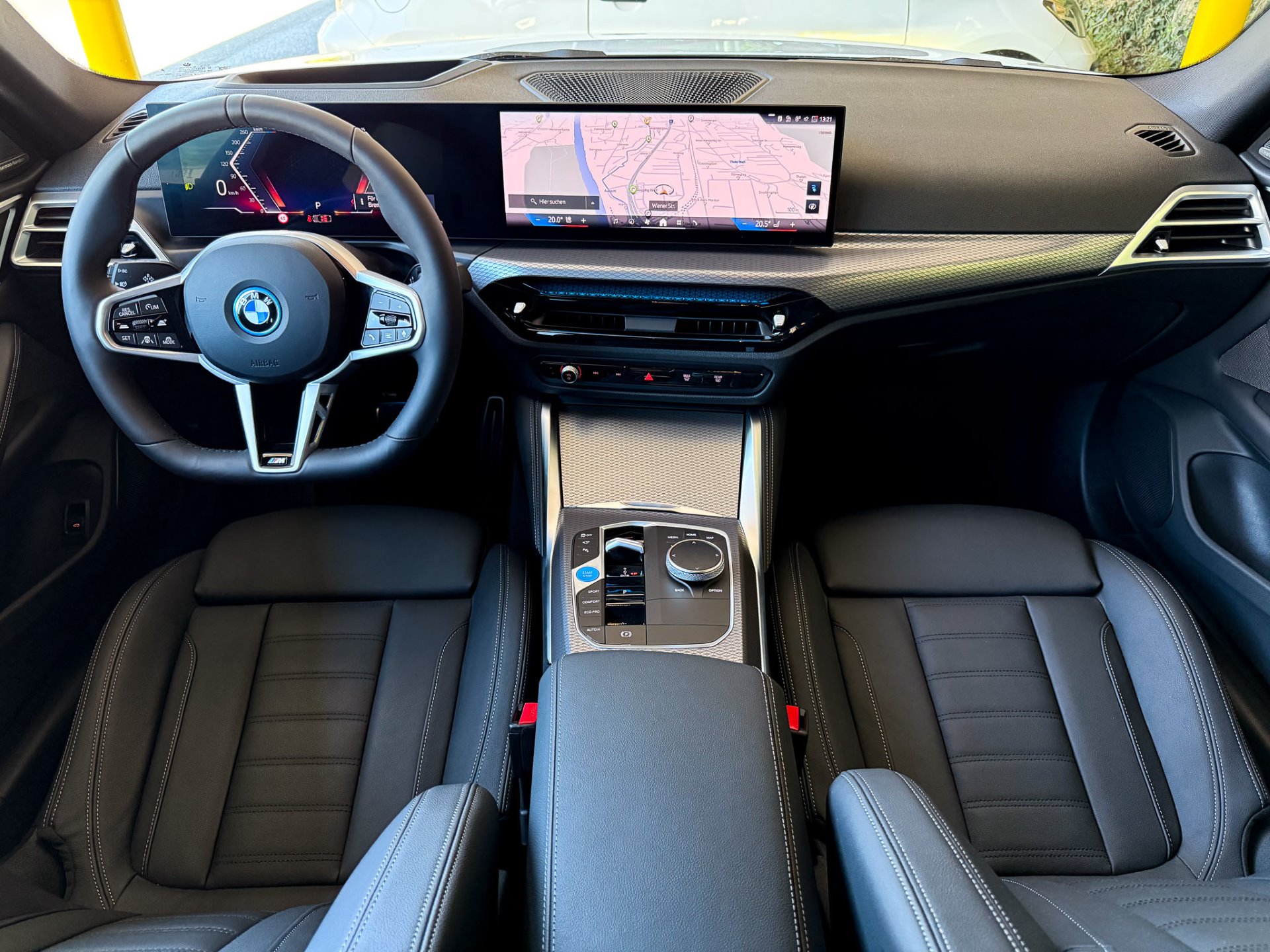 BMW i4 xDrive40