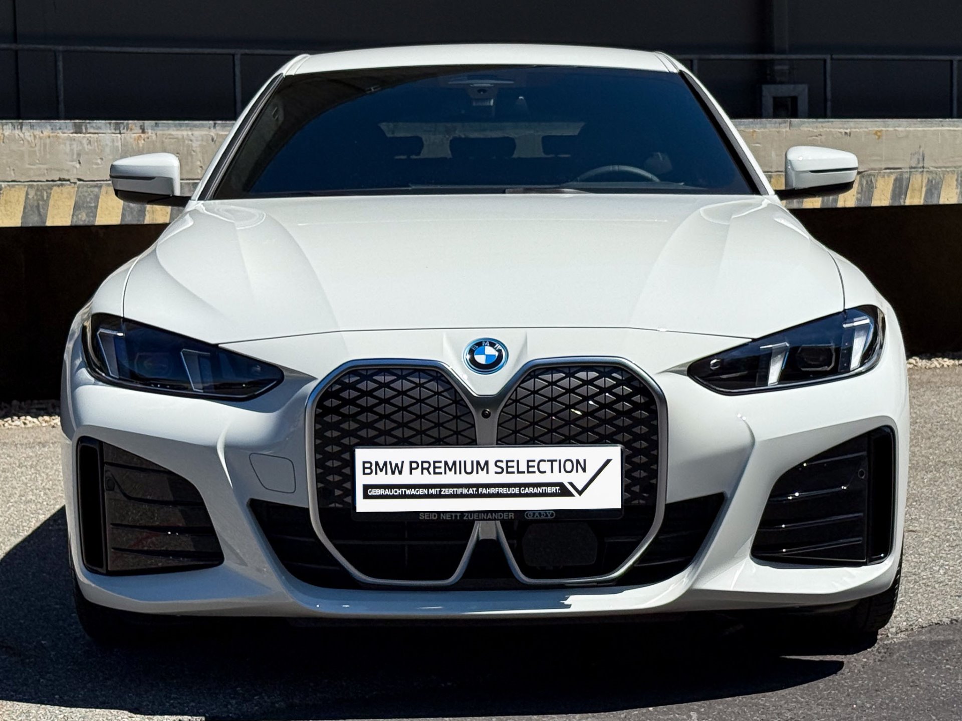 BMW i4 xDrive40