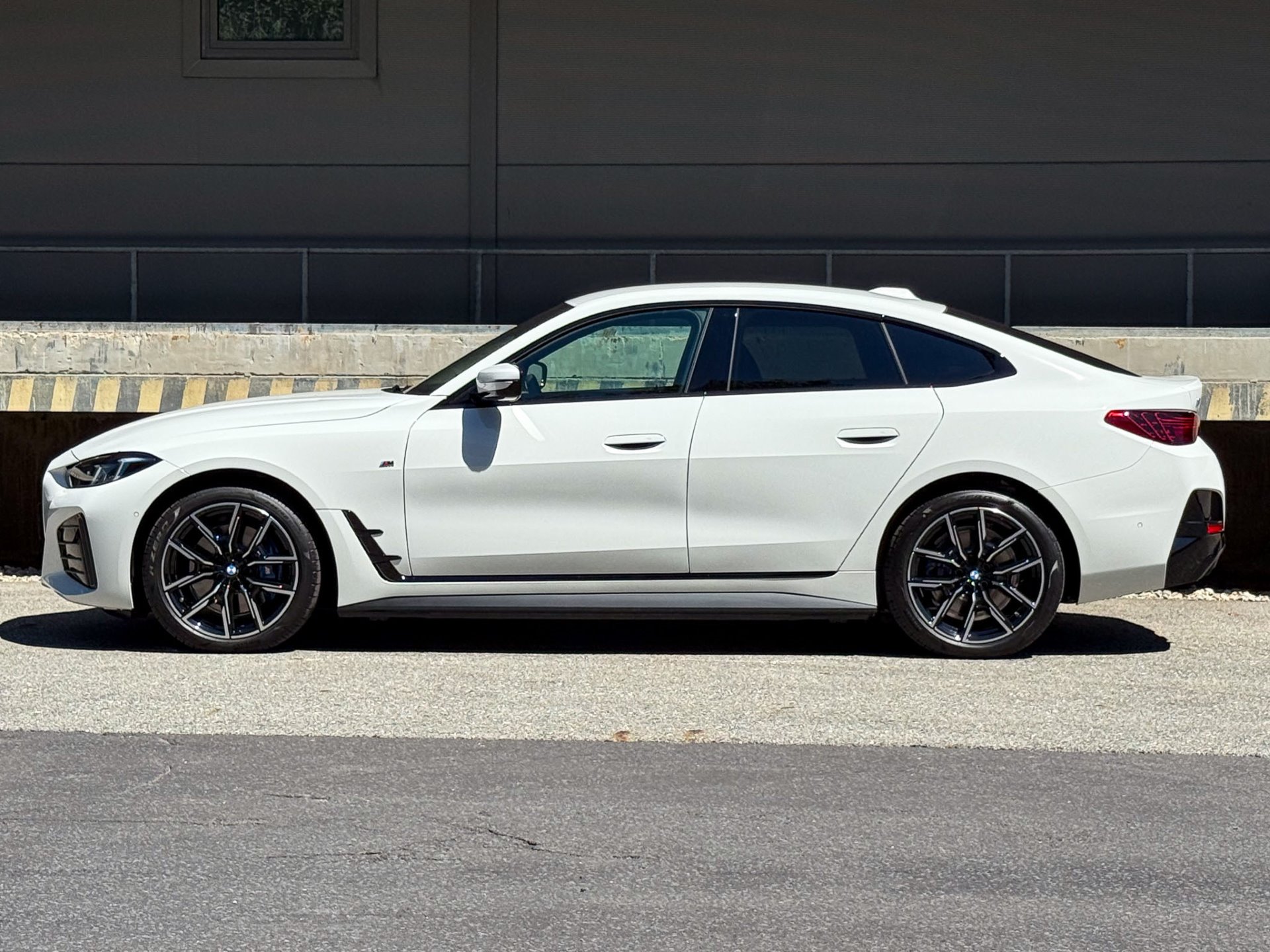 BMW i4 xDrive40