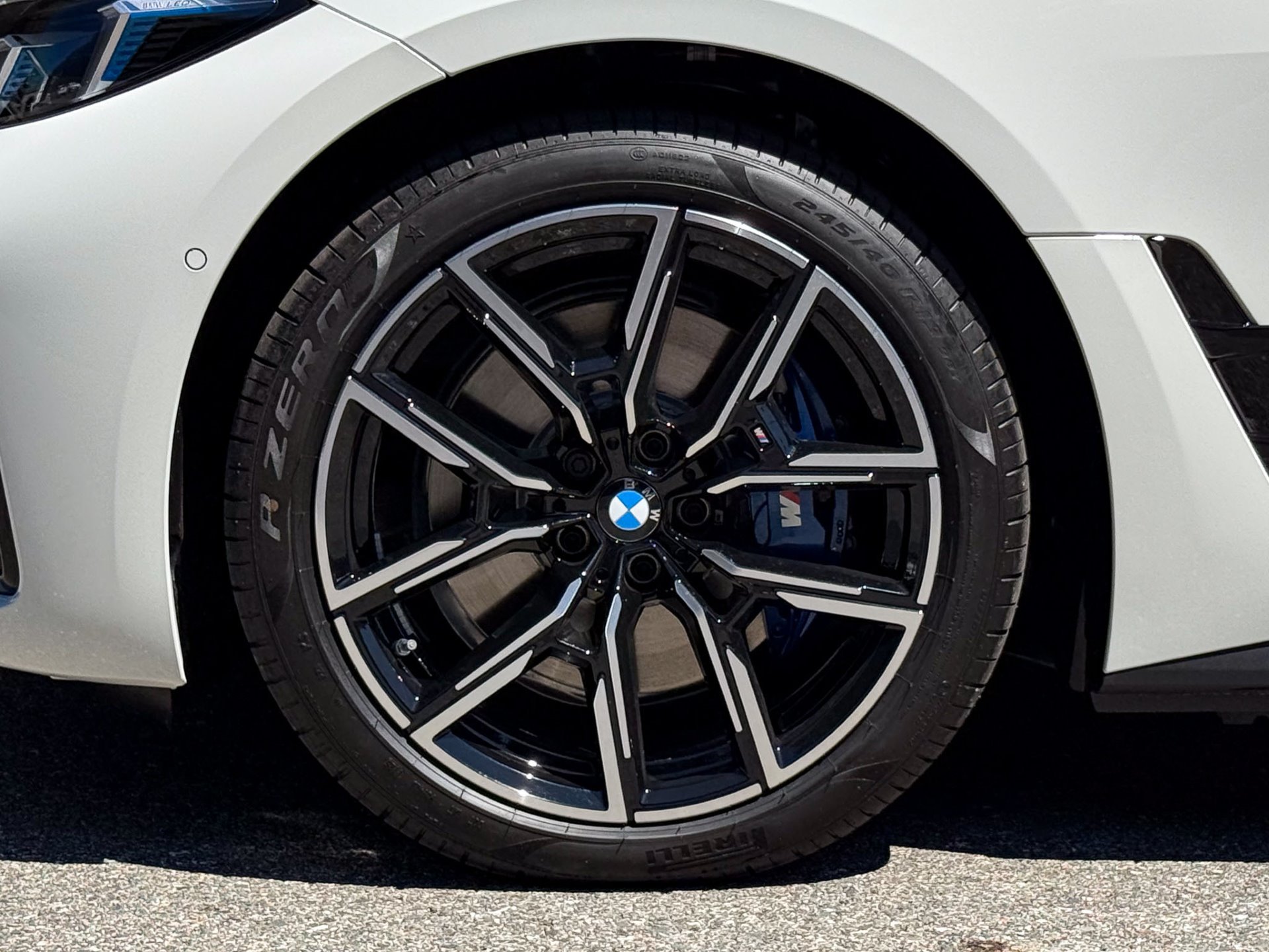 BMW i4 xDrive40
