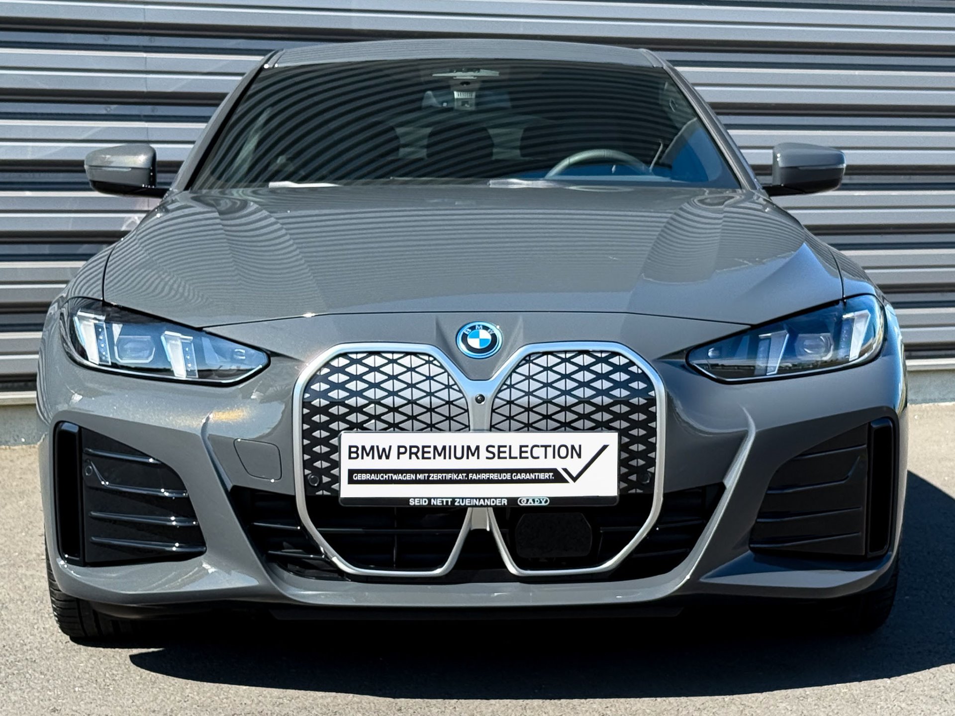 BMW i4 xDrive40