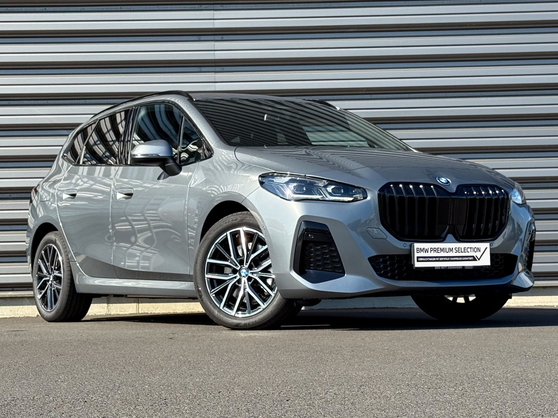 BMW 230e xDrive Active Tourer