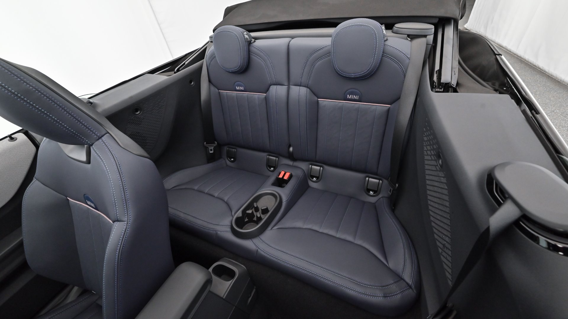 MINI Cooper C Cabrio