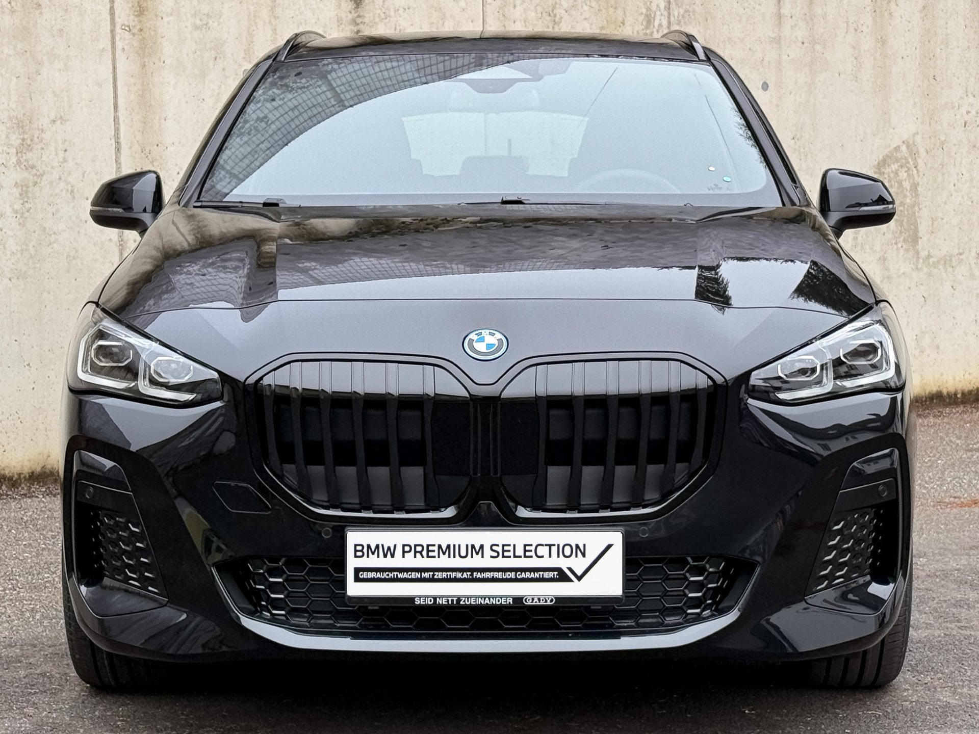 BMW 225e xDrive