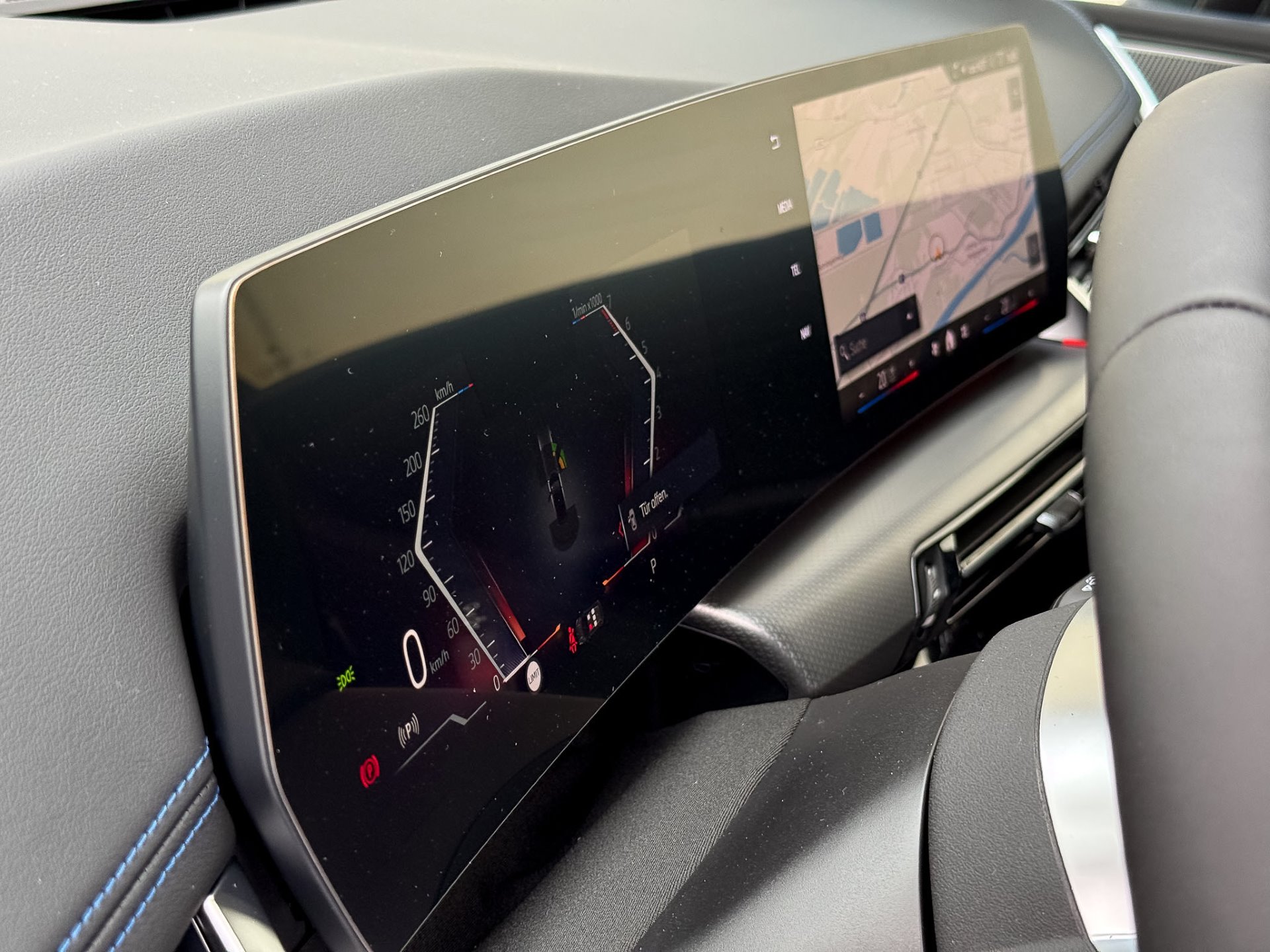 BMW 225e xDrive