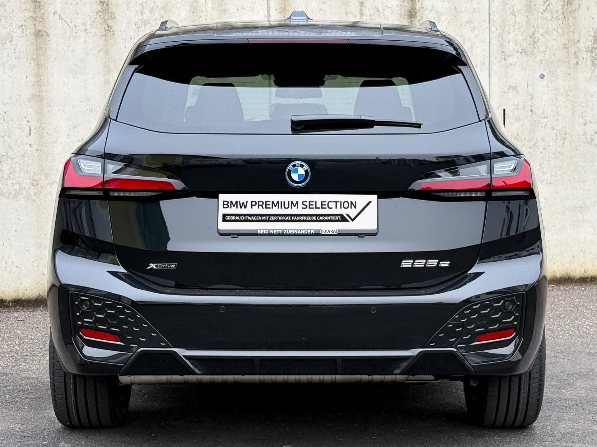 BMW 225e xDrive